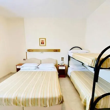 Delle Rose 酒店 巴尼亚拉卡拉布拉